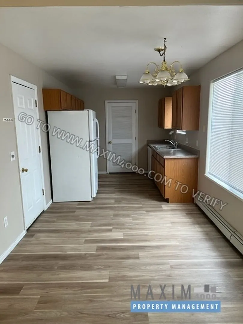 3088 Silver Crest Trail - 3br W/ New Flooring! — Photo 3