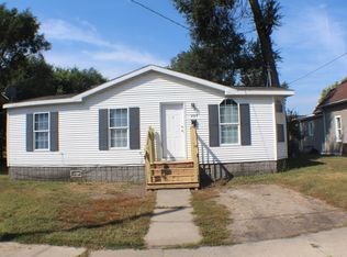 225 Halstead St, Waterloo, IA 50703