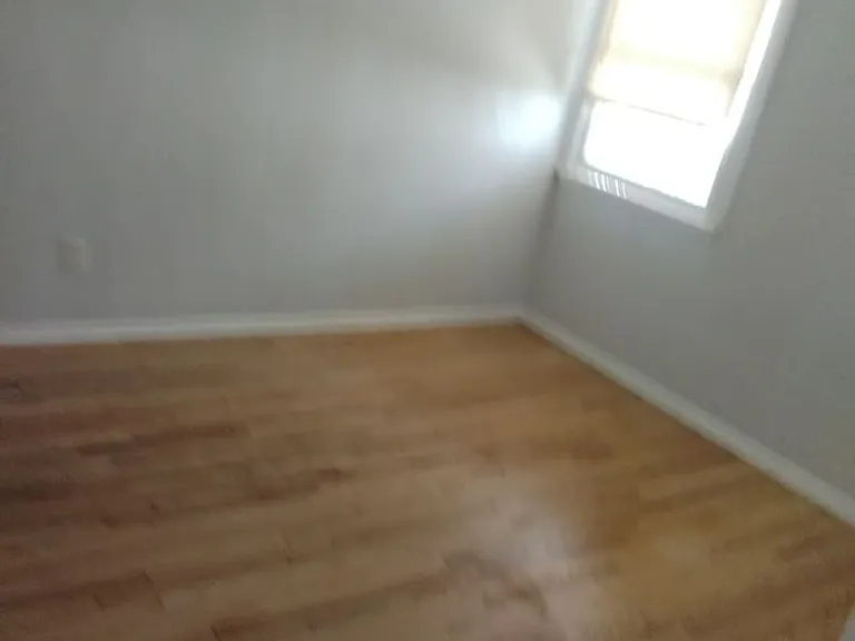 1641 N Hobart Blvd — Photo 7