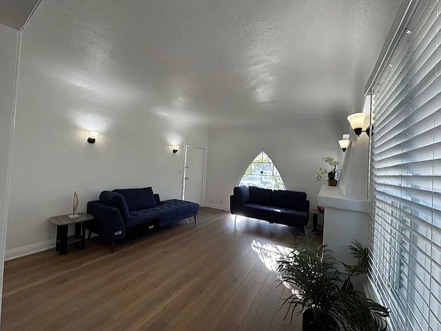 1249 W. 23rd St. - #2 — Photo 3