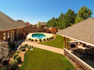 204 SE Georgetown St, Bentonville, AR 72712
