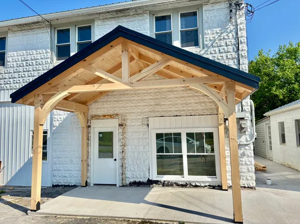 12547 William Penn Hwy APT 1, Thompsontown, PA 17094