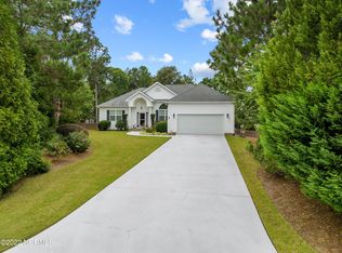 26 Victoria Dr, Whispering Pines, NC 28327