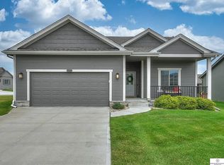 7529 N 167th Ave, Bennington, NE 68007