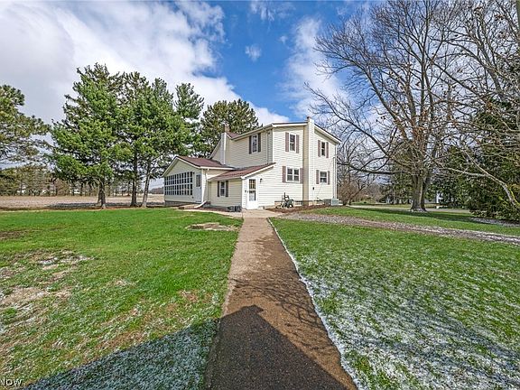 3rd image of 14768 Whitehead Rd