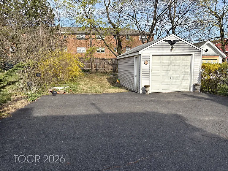 107 3rd Ave #1 — Photo 7