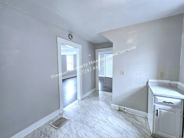 201 Mills Way — Photo 21