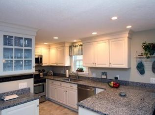 15 Bluff Ave, Mashpee, MA 02649