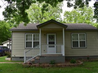 705 Russell Ave, Tahlequah, OK 74464