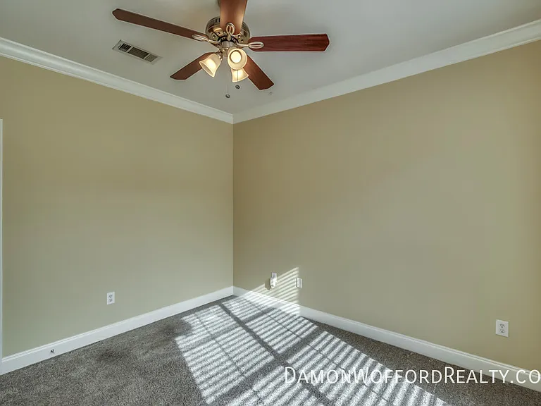119 Kenzie Dr — Photo 34