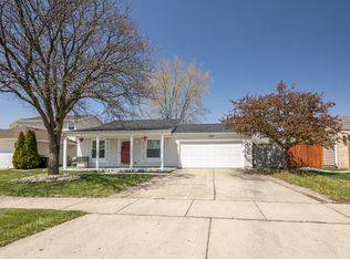 1329 Antigo Trl, Carol Stream, IL 60188