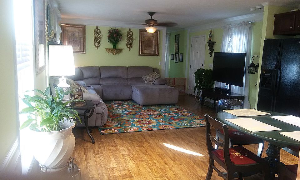 6250 Rucker Rd, Ashland, KY 41102 Zillow