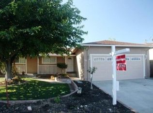 1118 Ramona Ln, Petaluma, CA 94954