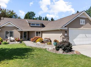 718 S McMillan Rd, Greenacres, WA 99016