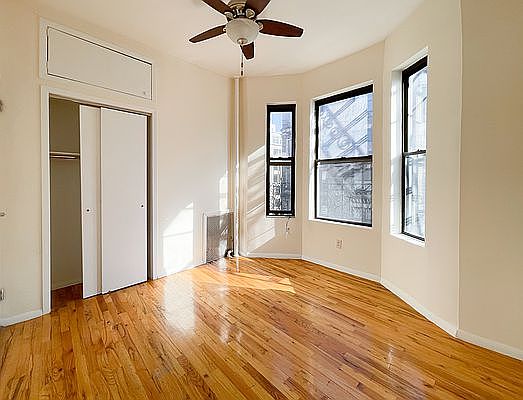 2nd image of 183 Mulberry St APT 11
