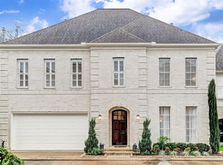 3227 S Pemberton Circle Dr, Houston, TX 77025