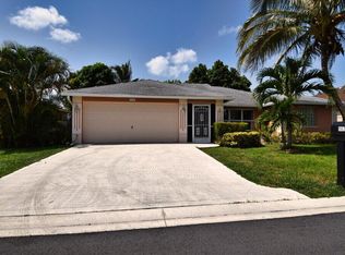 1147 Hatteras Cir, Greenacres, FL 33413