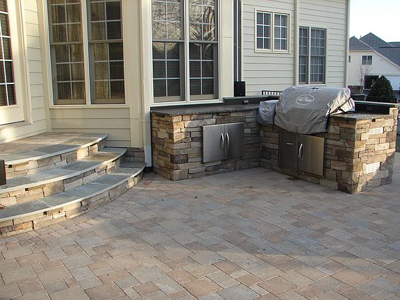 Outdoor Grill Island