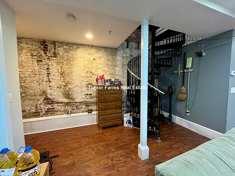 231 Norfolk St #1A — Photo 22