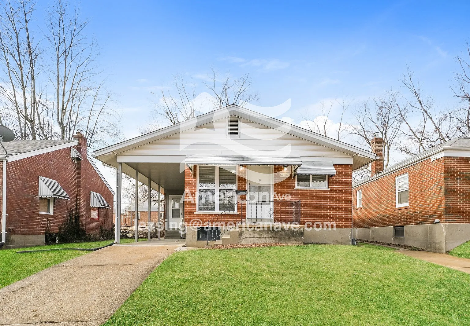3 bed, 1.0 bath, 1321 sqft, $1,197 — Photo 1