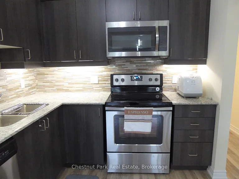 2 Cove Ct #102 — Photo 9