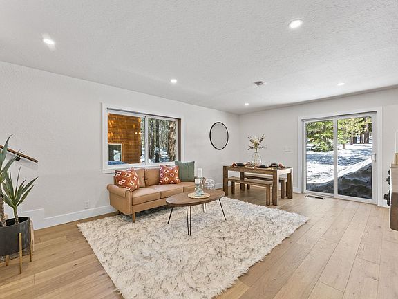 5th image of 12951 Northwoods Blvd #3