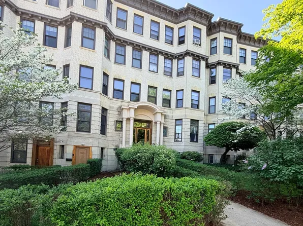 5 Braemore Rd APT A, Brighton, MA 02135