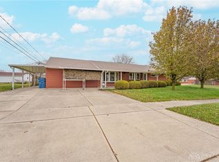 5910 Shady Oak St, Dayton, OH 45424