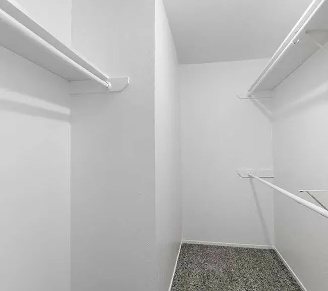 1410 Martinsville St — Photo 2