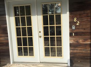 82 Cubles Dr, Brimfield, MA 01010