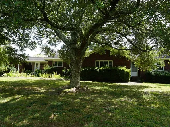 5600 E Old Us Highway 421, East Bend, NC 27018