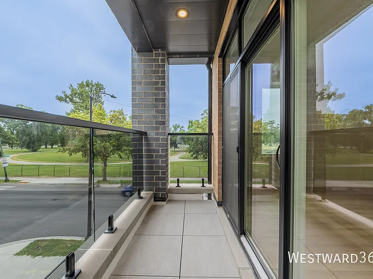 3555 N Neenah Ave #2N — Photo 9