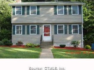 97 Woodmere Rd, West Hartford, CT 06119