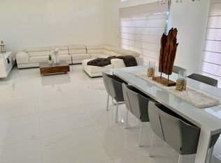 4959 SW 33rd Way, Fort Lauderdale, FL 33312