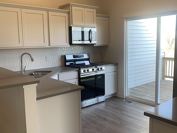 2nd image of 1100 Westview Dr #1