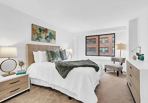 5th image of 345 E 73rd St APT 5A