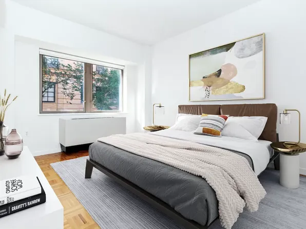 756 Washington Street image 3 of 7