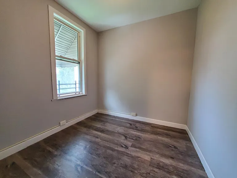 107 Van Nostrand Ave #2 — Photo 5