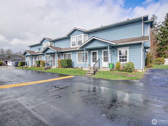 3rd image of 811 S Laventure Road #C