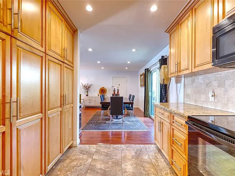 312 N Louise St #108 — Photo 14