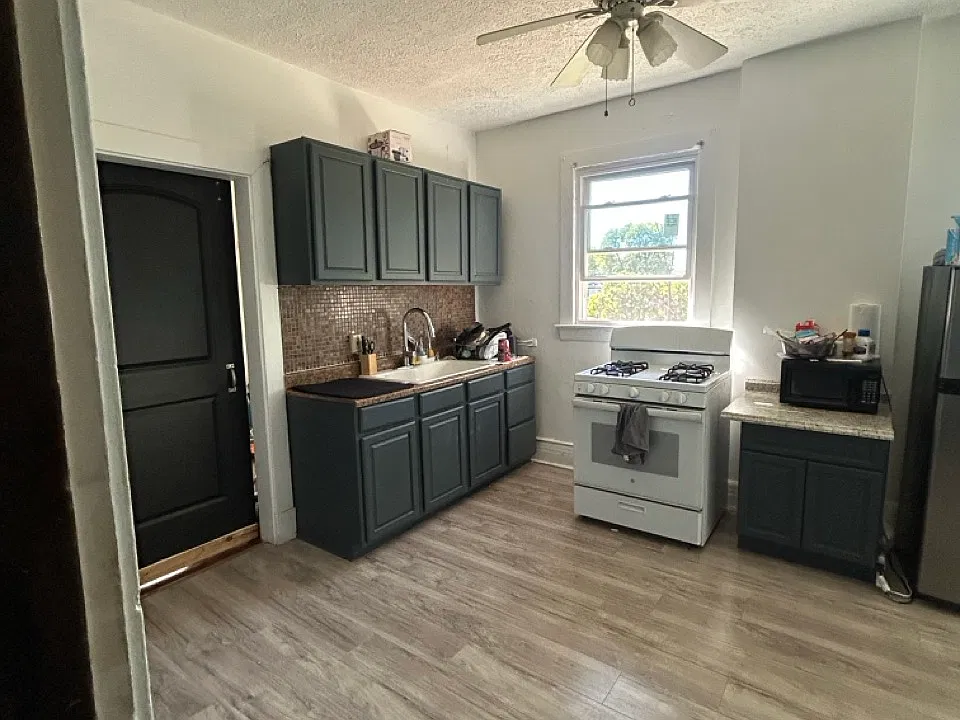 3421 Trimble Ave #2