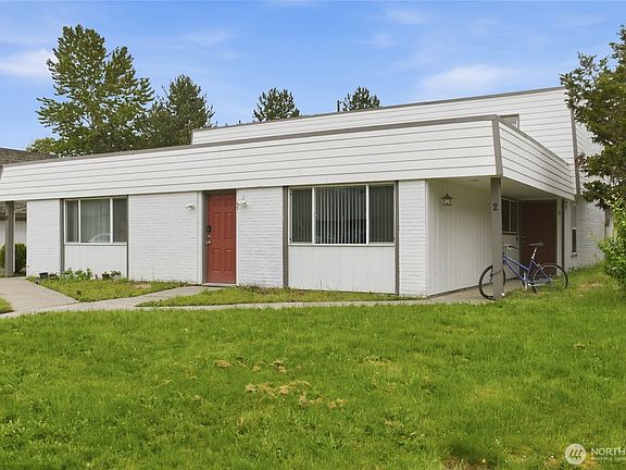 2nd image of 16 147th Avenue SE