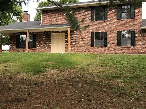 2nd image of 101 Foster Dr