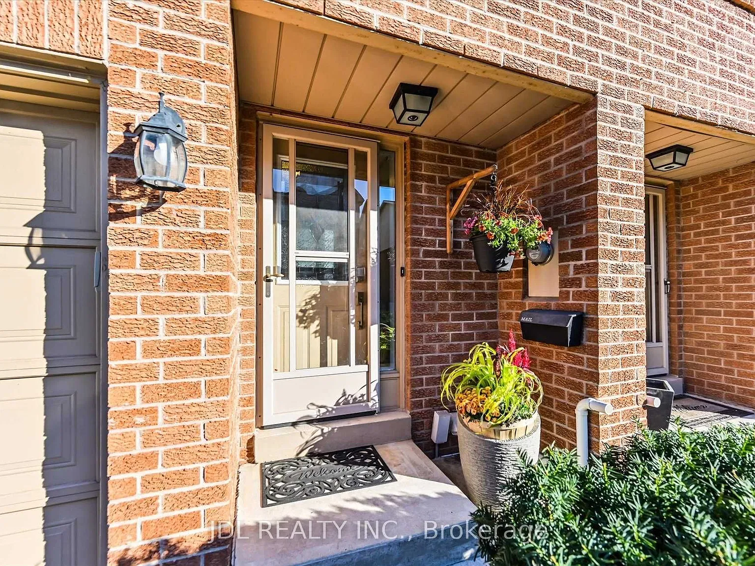 3 bed, $3,600 — Photo 3