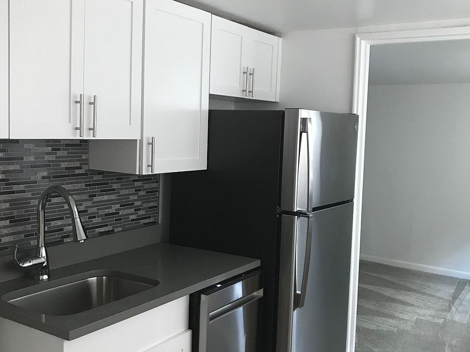 1st image of 8033 Elberon Ave #I