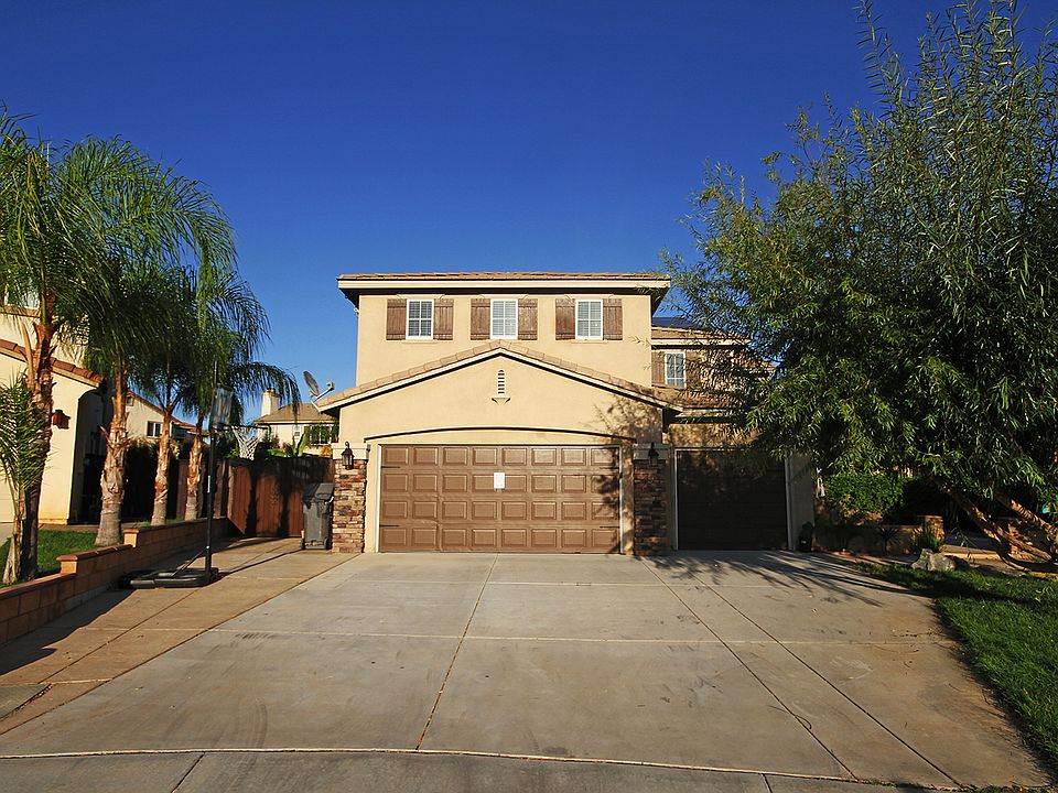 2nd image of 36596 Walden Ln