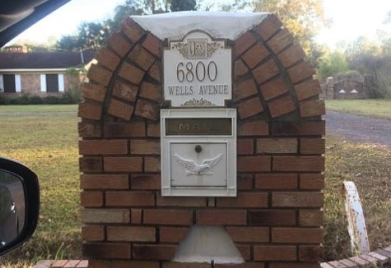 2nd image of 6800 Wells Ave