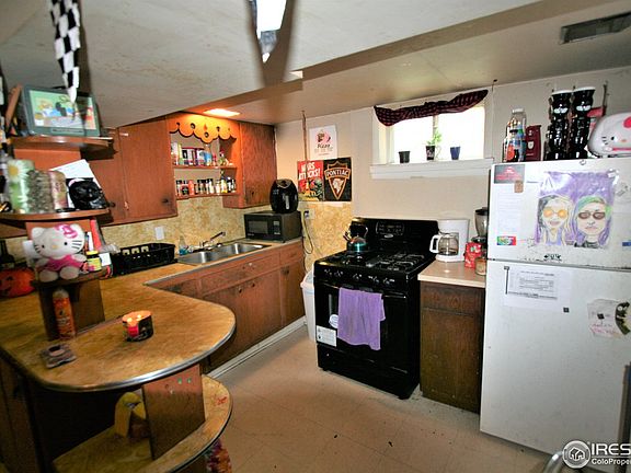 5th image of 1029 Williams St