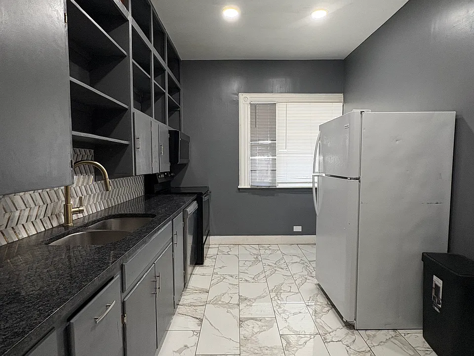 23 North St #1