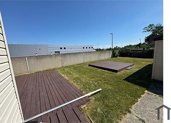 3rd image of 1763 Council Ave